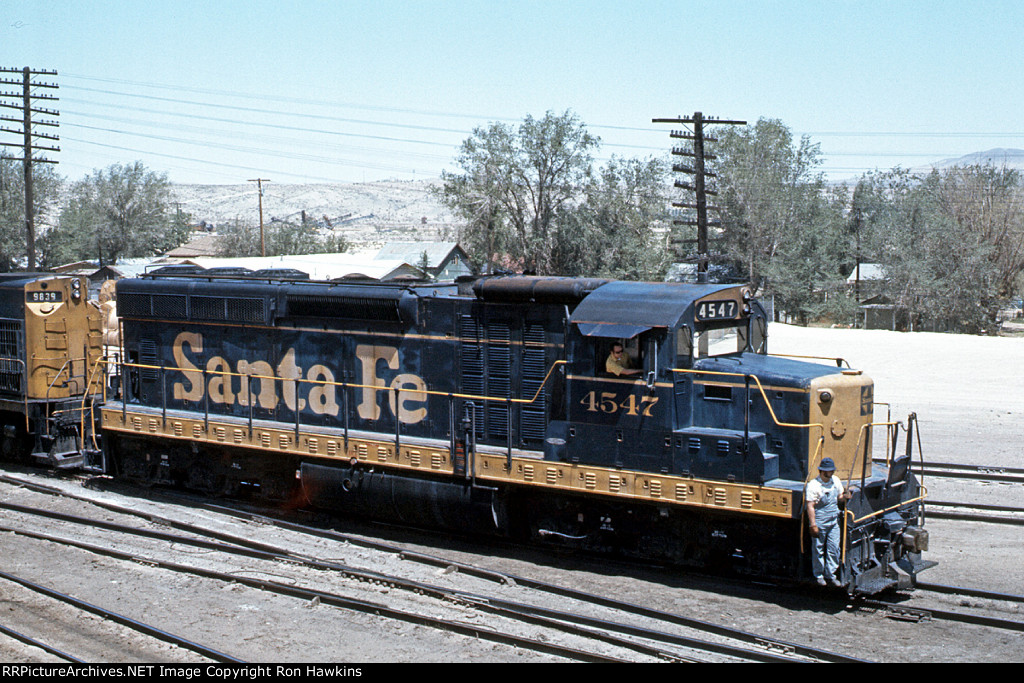 ATSF 4547 (REPOST)